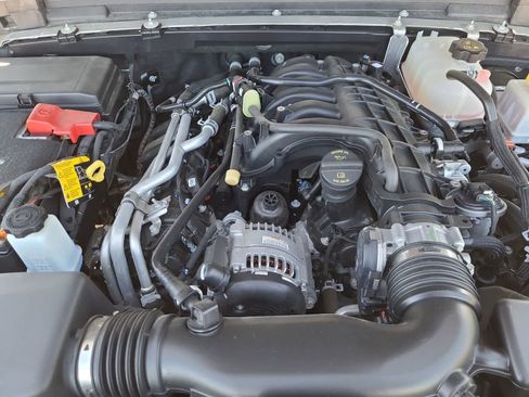 Used 2023 Jeep Gladiator Mojave image 17