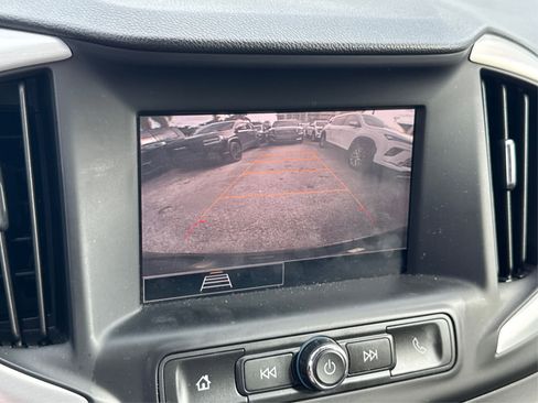 Used 2022 GMC Terrain SLE w/ Elevation Edition image 29