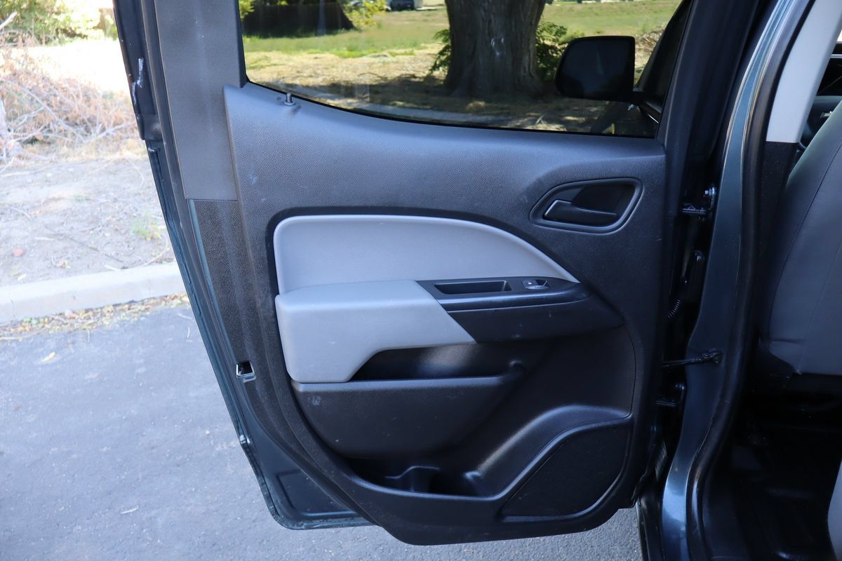 Used 2019 Chevrolet Colorado W/T w/ WT Convenience Package AWD/4WD image 19