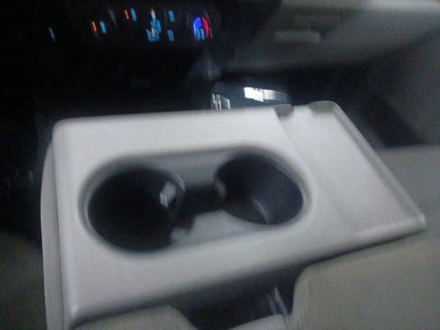 Used 2018 Ford F150 XLT image 14