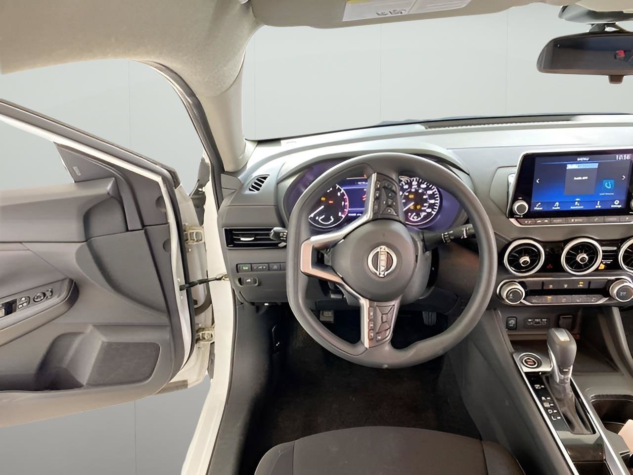 Used 2024 Nissan Sentra SV FWD image 37