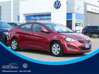 Used 2016 Hyundai Elantra SE image 1