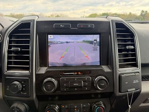 Used 2019 Ford F150 XLT w/ Equipment Group 302A Luxury AWD/4WD image 13