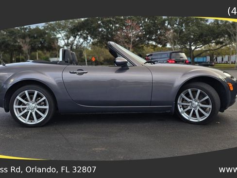 Used 2006 MAZDA MX-5 Miata Grand Touring w/ Premium Pkg image 6