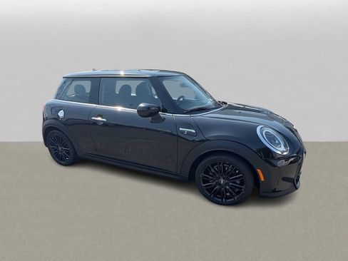 Used 2023 MINI Cooper S FWD image 2