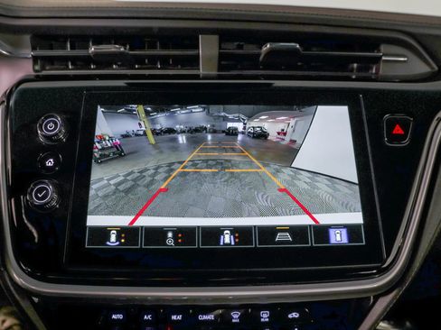 Used 2023 Chevrolet Bolt LT FWD image 7