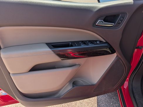 Used 2016 GMC Canyon SLT AWD/4WD image 21