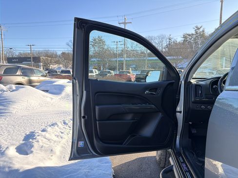 Used 2020 GMC Canyon All Terrain w/ All Terrain X Package image 11