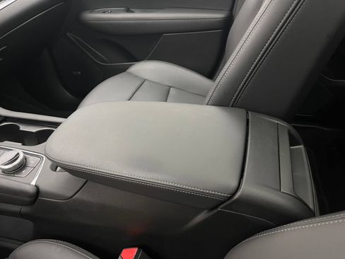 Used 2023 Cadillac XT5 Premium Luxury FWD image 33