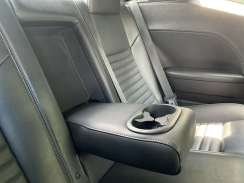 Used 2014 Dodge Challenger R/T Plus RWD image 17