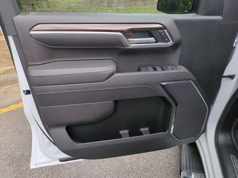 New 2026 Chevrolet Silverado 1500 LT AWD/4WD image 12