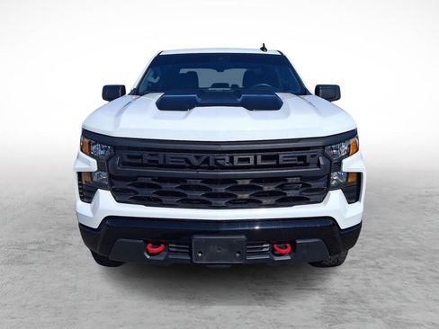 Used 2023 Chevrolet Silverado 1500 Custom Trail Boss w/ LPO, Dark Essentials Package image 8