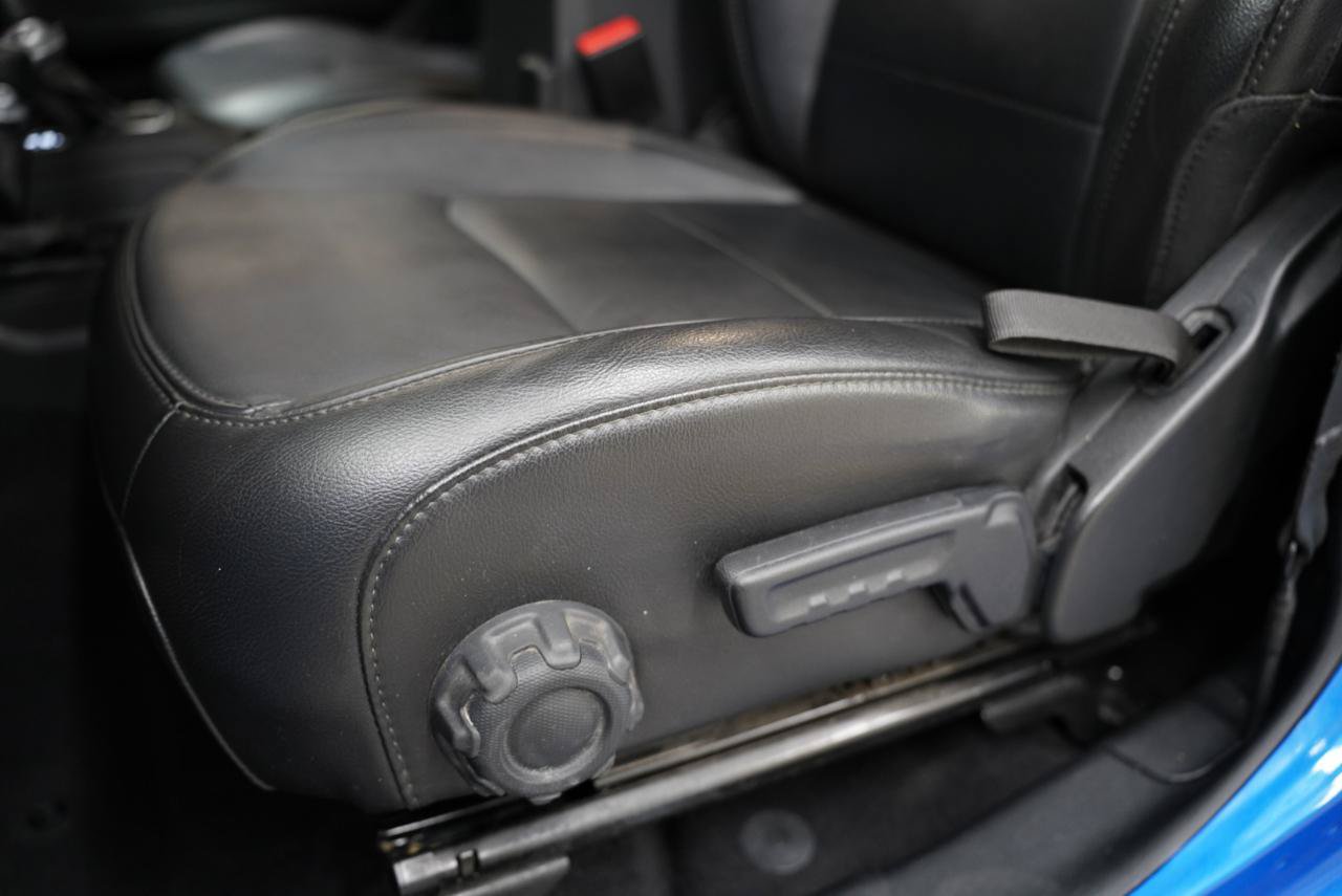 Used 2021 Jeep Wrangler Unlimited Sahara AWD/4WD image 27