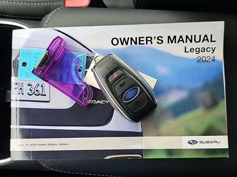 Used 2024 Subaru Legacy Limited AWD/4WD image 5