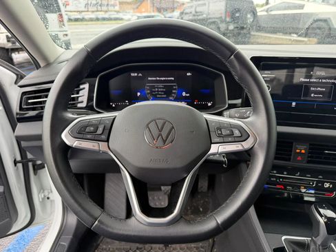 Used 2025 Volkswagen Jetta S FWD image 13