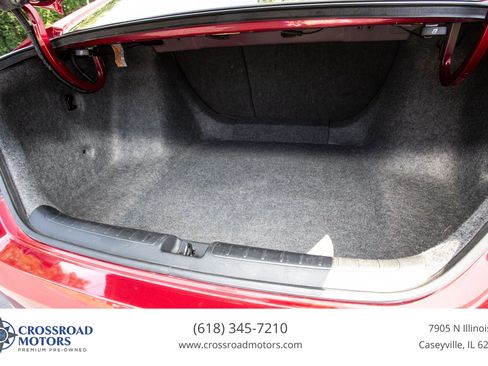 Used 2018 Honda Accord Touring image 28