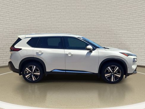 Used 2021 Nissan Rogue Platinum AWD/4WD image 4