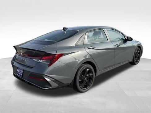 New 2026 Hyundai Elantra Sport FWD image 5