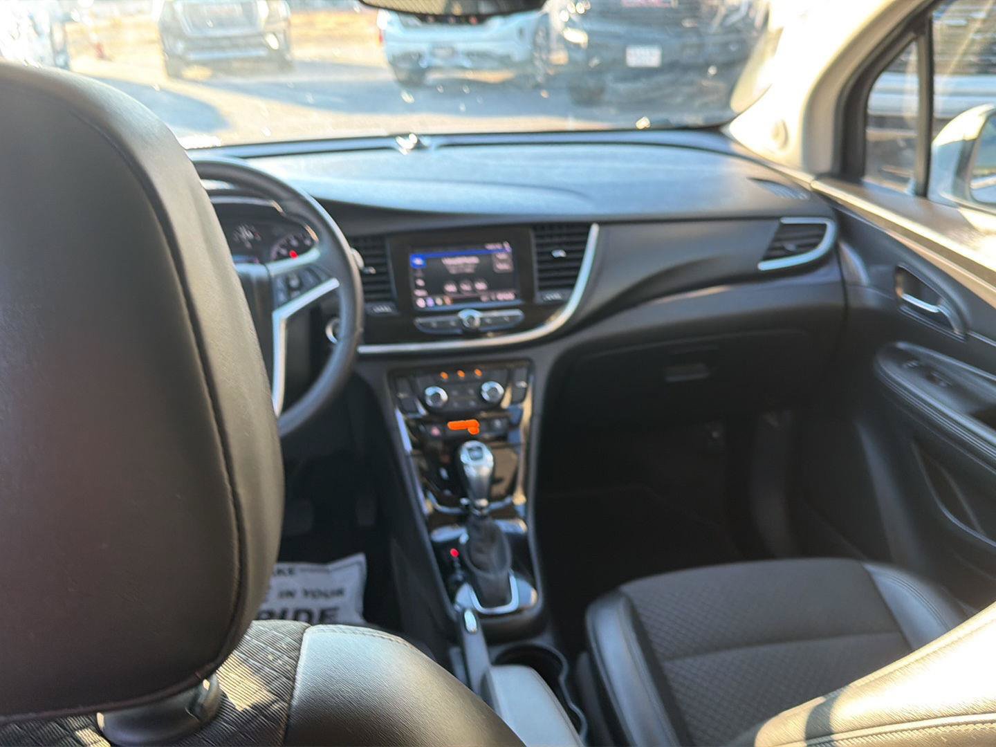 Used 2022 Buick Encore Preferred w/ Safety Package FWD image 2