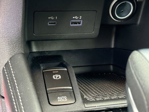 Used 2024 Nissan Kicks SV w/ Interior Electronics Package FWD image 39