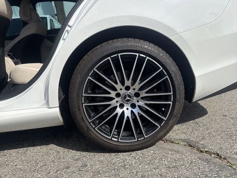 Used 2023 Mercedes-Benz C 300 Sedan image 11