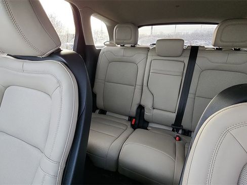 Used 2025 Lincoln Corsair FWD w/ Equipment Group 101A image 26