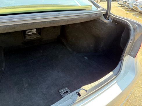 Used 2011 Lexus LS 460 Luxury image 42