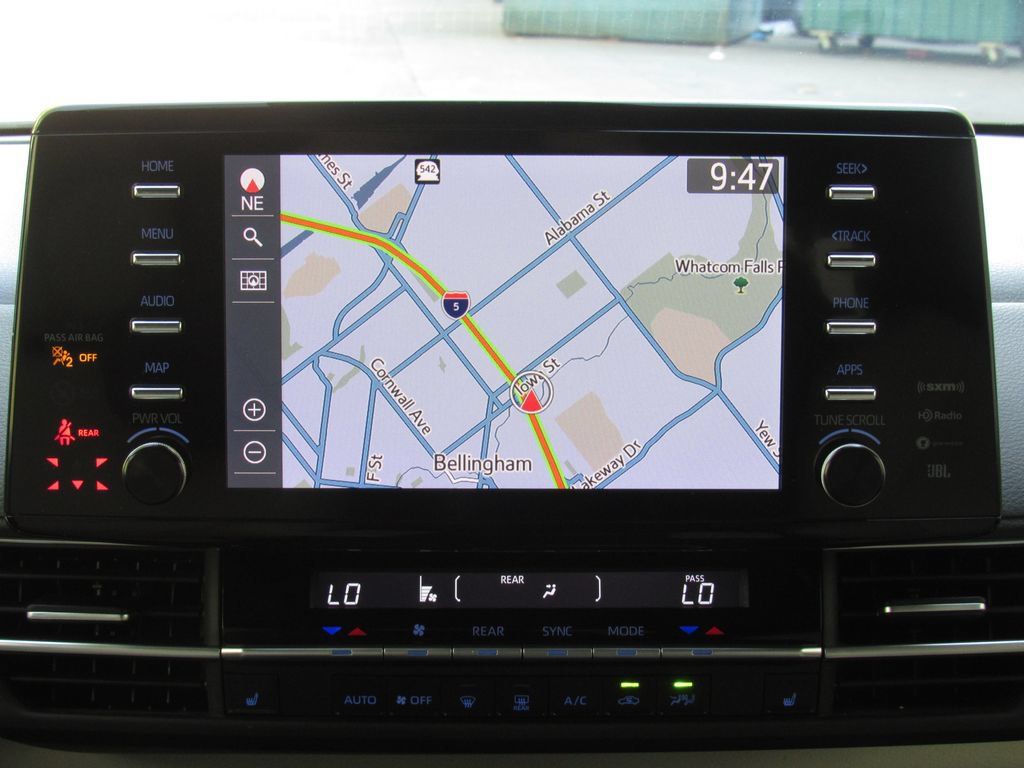 Certified 2023 Toyota Sienna XLE w/ XLE Plus Package AWD/4WD image 33