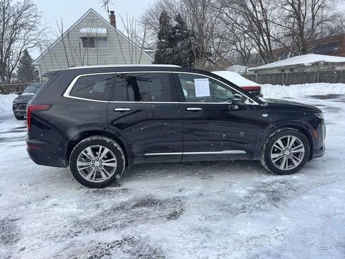 Used 2023 Cadillac XT6 Premium Luxury image 5