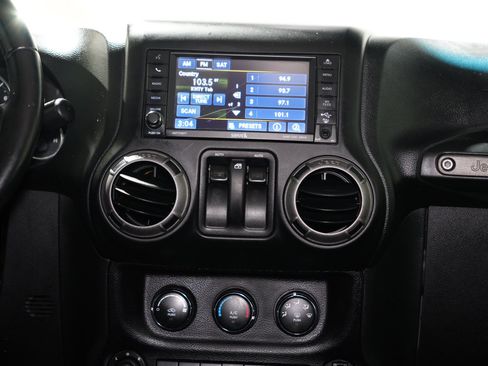 Used 2017 Jeep Wrangler Sport w/ Quick Order Package 24S image 12