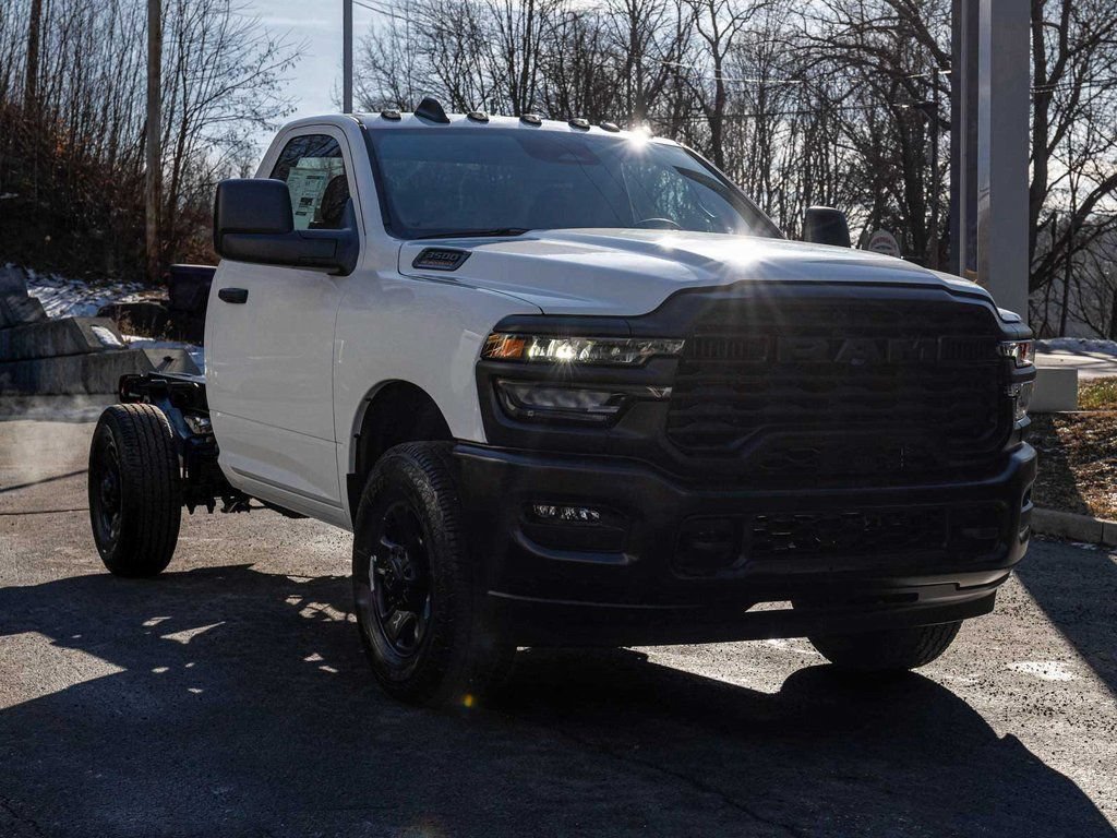 New 2026 RAM 3500 Tradesman AWD/4WD image 3