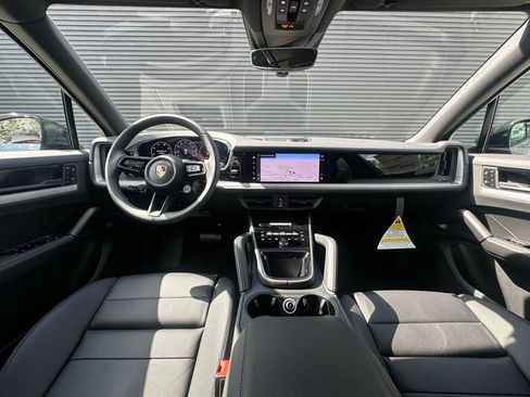 New 2026 Porsche Cayenne AWD/4WD image 6