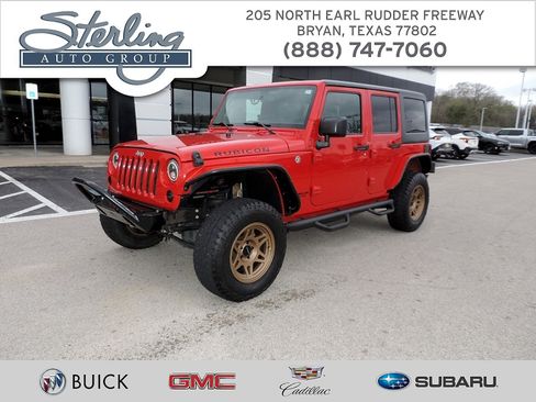 Used 2016 Jeep Wrangler Unlimited Rubicon image 1