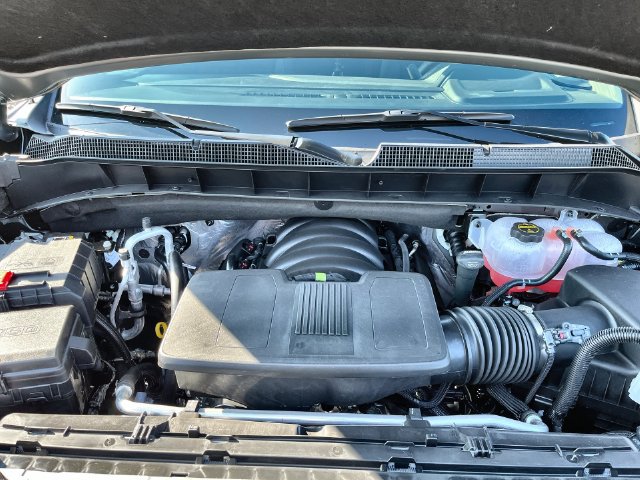 New 2026 Chevrolet Silverado 1500 RST w/ LPO, Dark Essentials Package AWD/4WD image 25