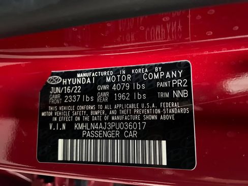 Used 2023 Hyundai Elantra Limited FWD image 33