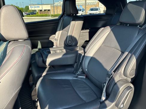 Certified 2024 Honda Odyssey Sport image 21