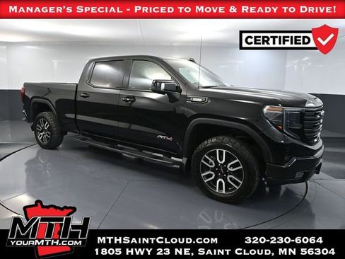 Used 2023 GMC Sierra 1500 AT4 w/ Technology Package AWD/4WD image 1