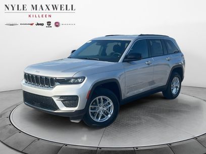 New 2025 Jeep Grand Cherokee Laredo