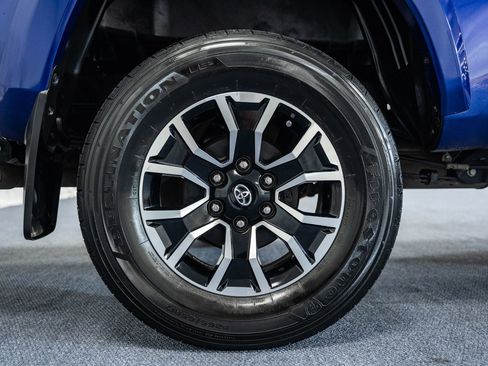 Used 2022 Toyota Tacoma TRD Sport image 23