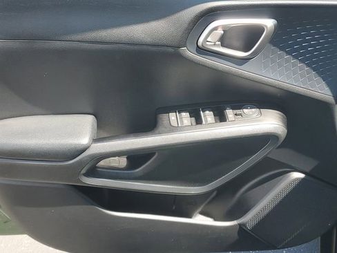 Used 2020 Kia Soul EX FWD image 14