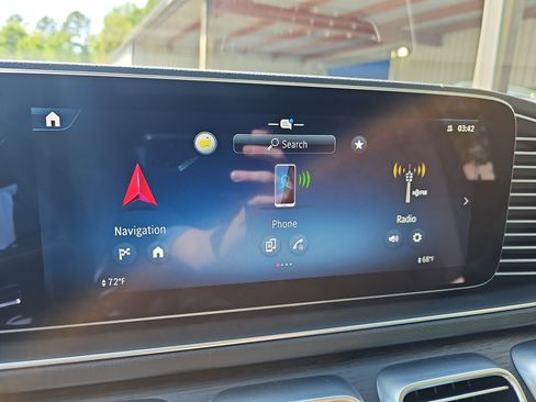 New 2026 Mercedes-Benz GLS 450 4MATIC image 23