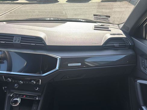 Used 2025 Audi Q3 2.0T Premium Plus w/ Premium Plus Package image 11