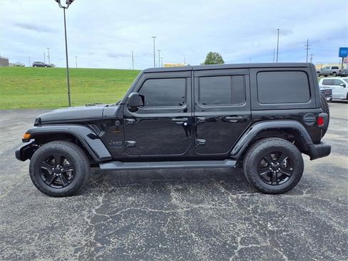 Used 2021 Jeep Wrangler Unlimited Sahara image 21