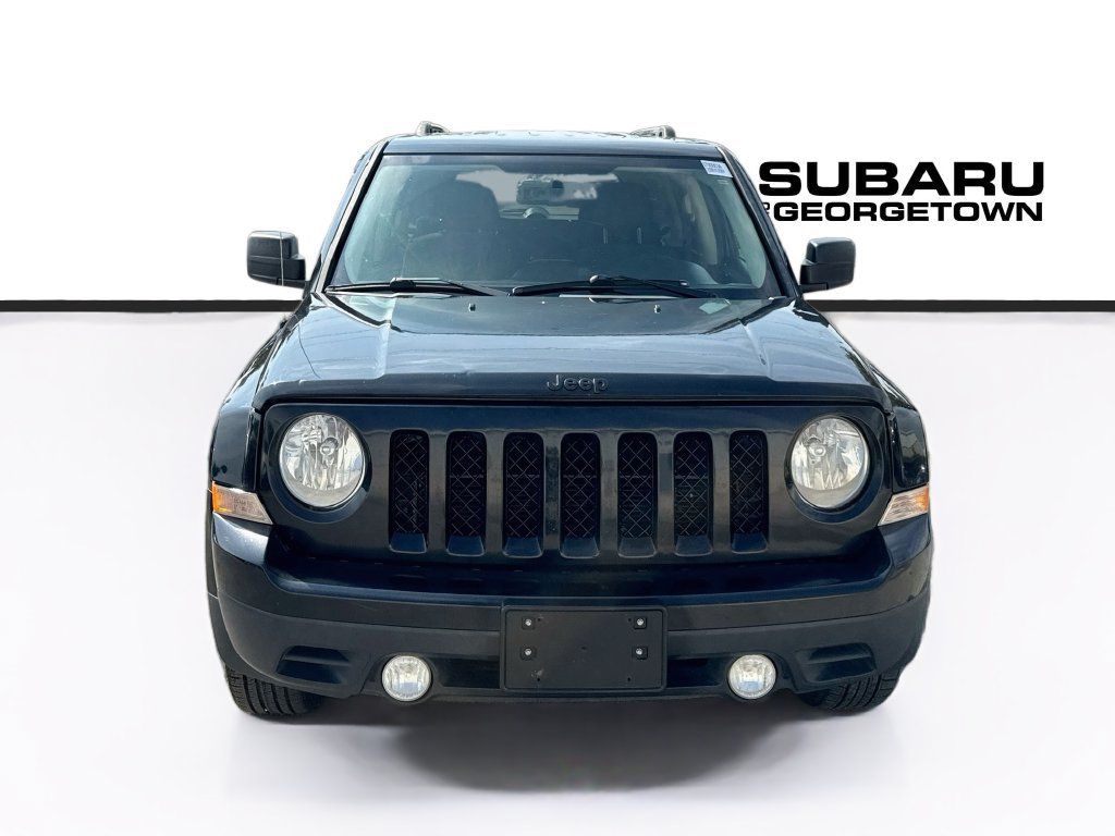 Used 2015 Jeep Patriot Sport w/ Power Value Group FWD image 2