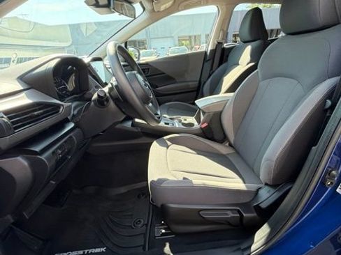 Certified 2025 Subaru Crosstrek 2.5i Premium AWD/4WD image 9