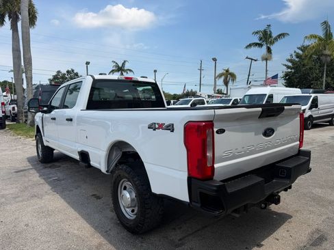 Used 2023 Ford F350 4x4 Crew Cab XL w/ XL Off-Road Package image 3