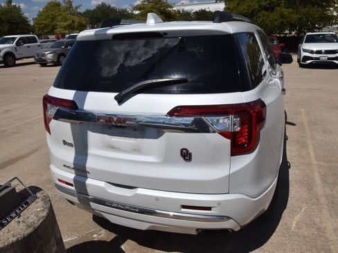 Used 2023 GMC Acadia Denali w/ Denali Ultimate Package FWD image 6