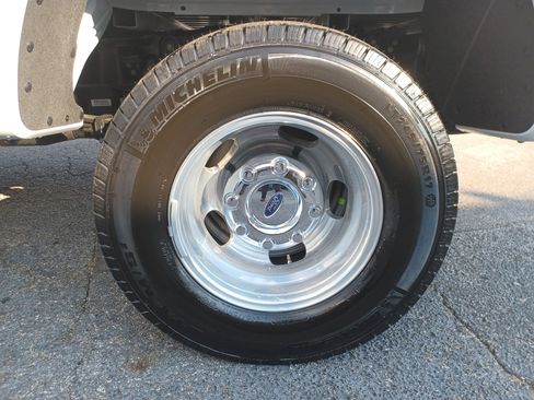 New 2026 Ford F350 XL w/ 360-Degree Camera Package image 9