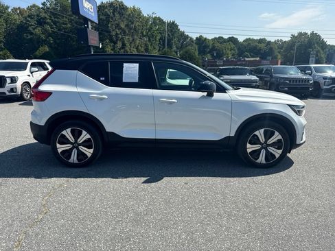 Used 2023 Volvo XC40 Recharge Plus AWD/4WD image 6
