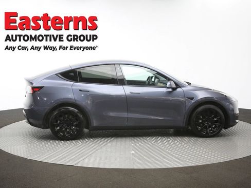 Used 2021 Tesla Model Y Long Range AWD/4WD image 39